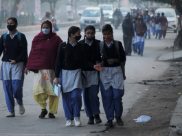 Gurugram School Update: Poison in Gurugram's air is not less, know whether schools will open or remain closed