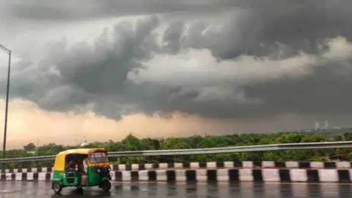 Weather News Gurugram: Weather alert issued in Gurugram, strong wind will blow with clouds