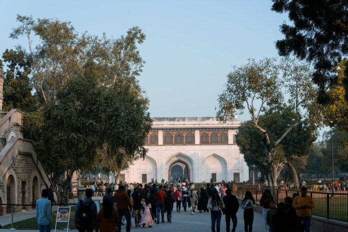 Why People Are Leaving Delhi for Gurugram